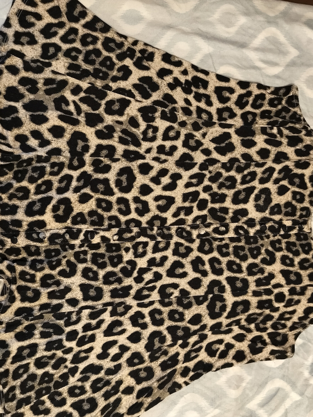 torrid Leopard Print Knit Top - Cream and Gray